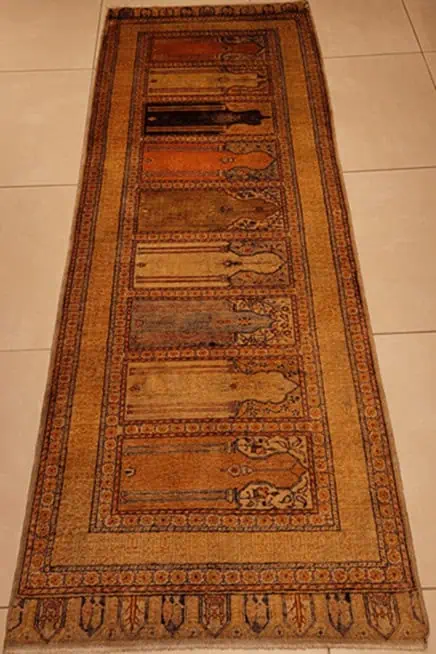 Tapis Kayseri turc en soie végétale après lavage, couleurs rafraîchies.